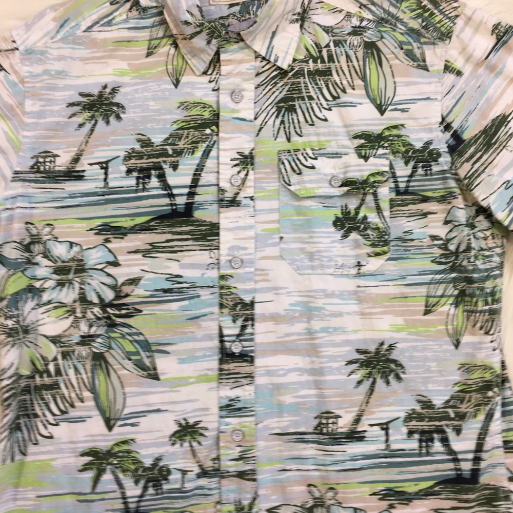 Free Planet Easy Breezy Button Up - Picture 2 of 5